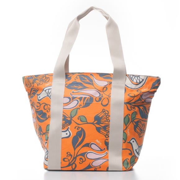 Gift Essentials for Leo