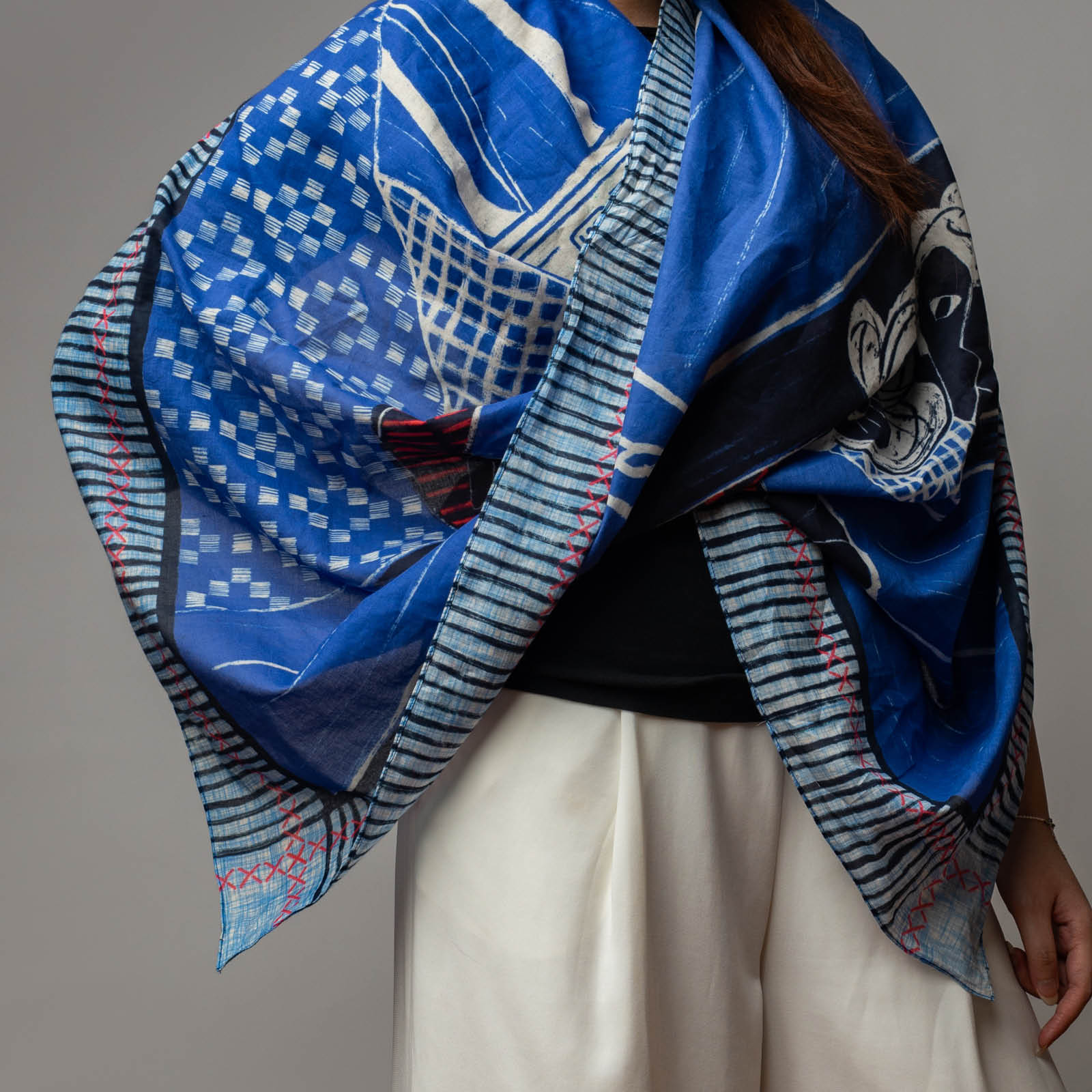 Twin Souls - Mantilla Scarf