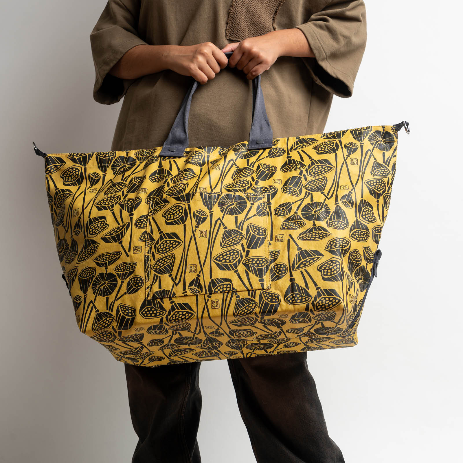 Seedpod - Cruise Bag
