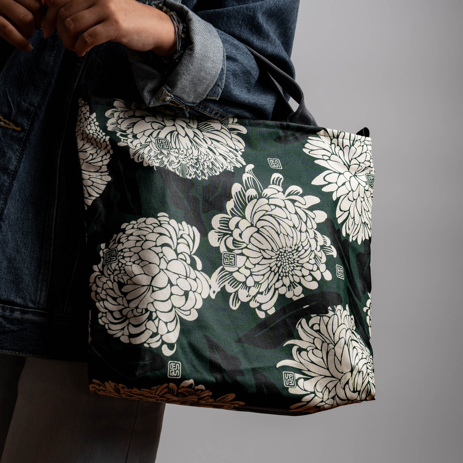 Seruni - Praktika Bag