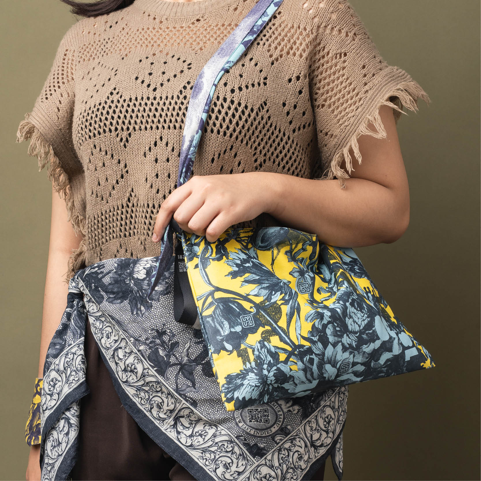 Botani Pop - Large Pouch