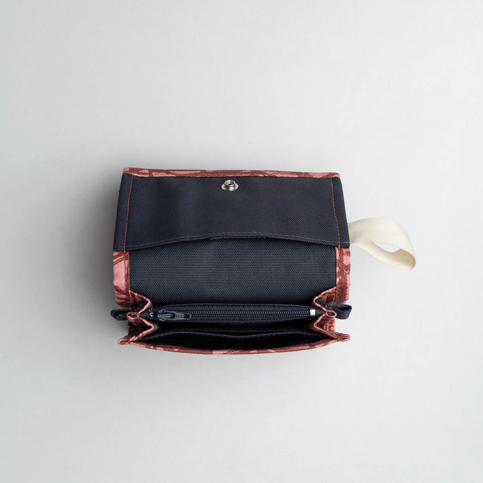 Alih - Monopoly Clutch