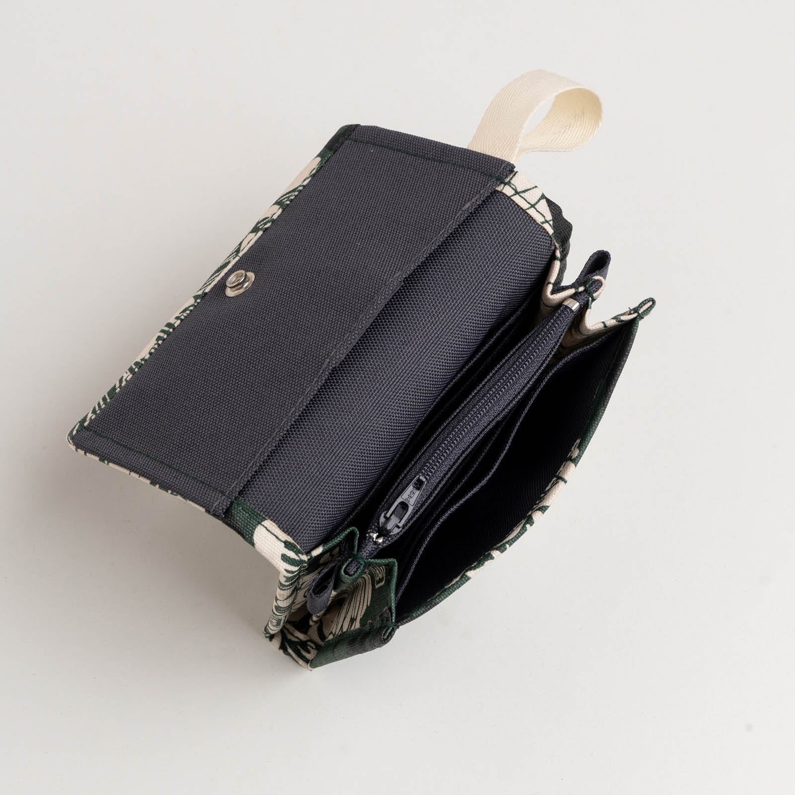 Seruni - Monopoly Clutch