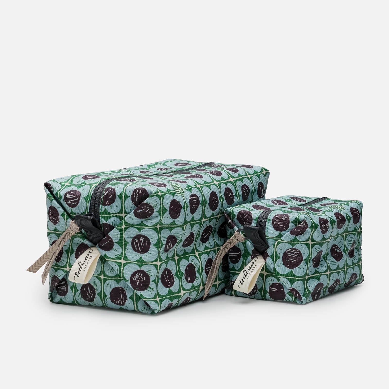 Bungaku - Small Cube