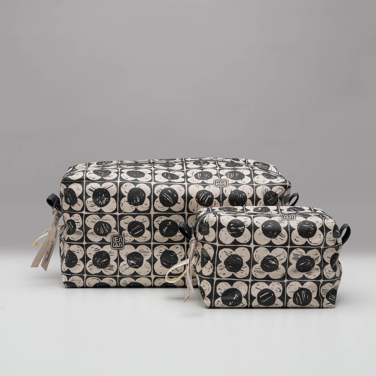 Bungaku - Small Cube
