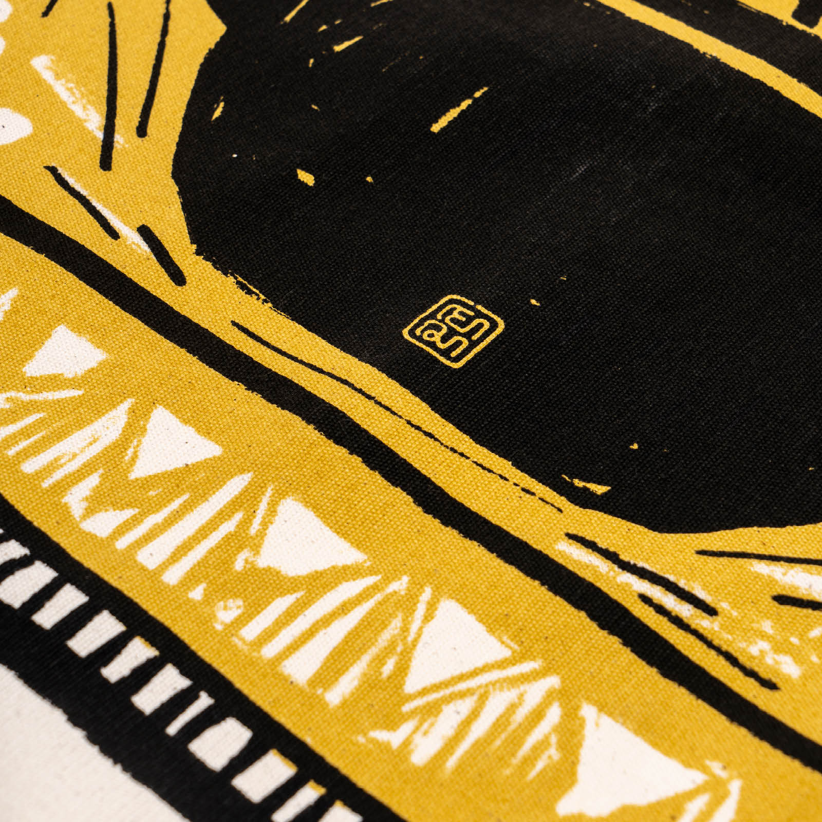 Seedpod - Prayer Mat