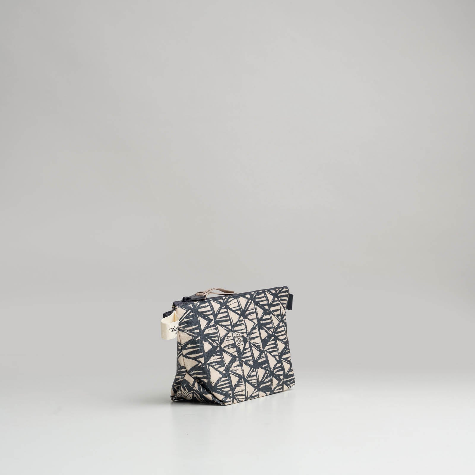 Alih - Medium Organizer