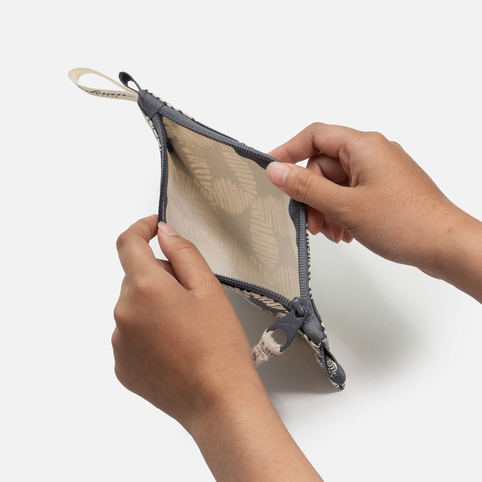 Postmo Kawung - Petite Pouch