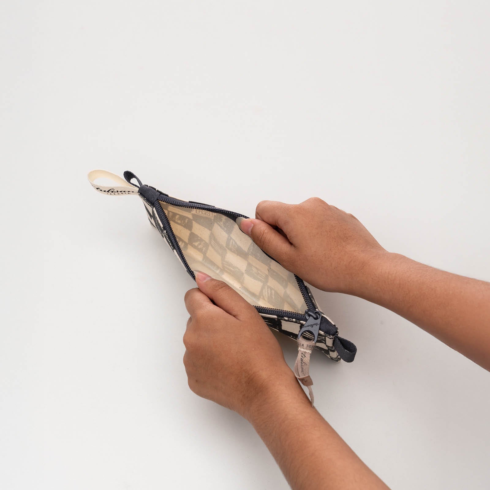 Catur - Petite Pouch