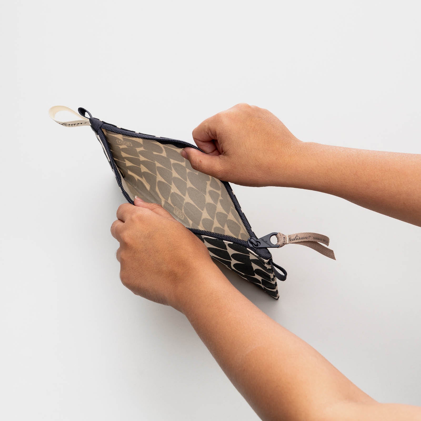Mangkok - Medium Pouch