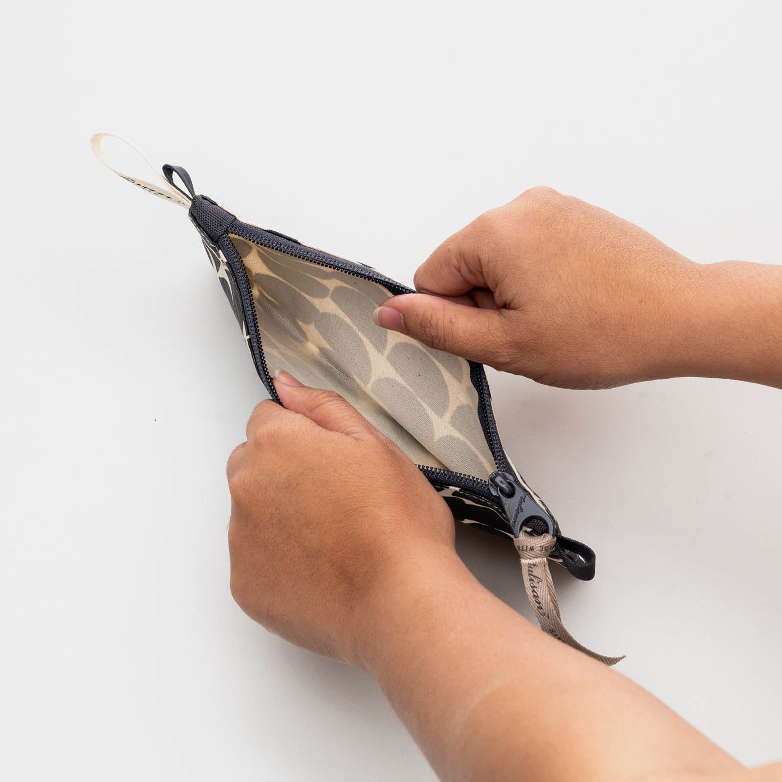 Mangkok - Petite Pouch