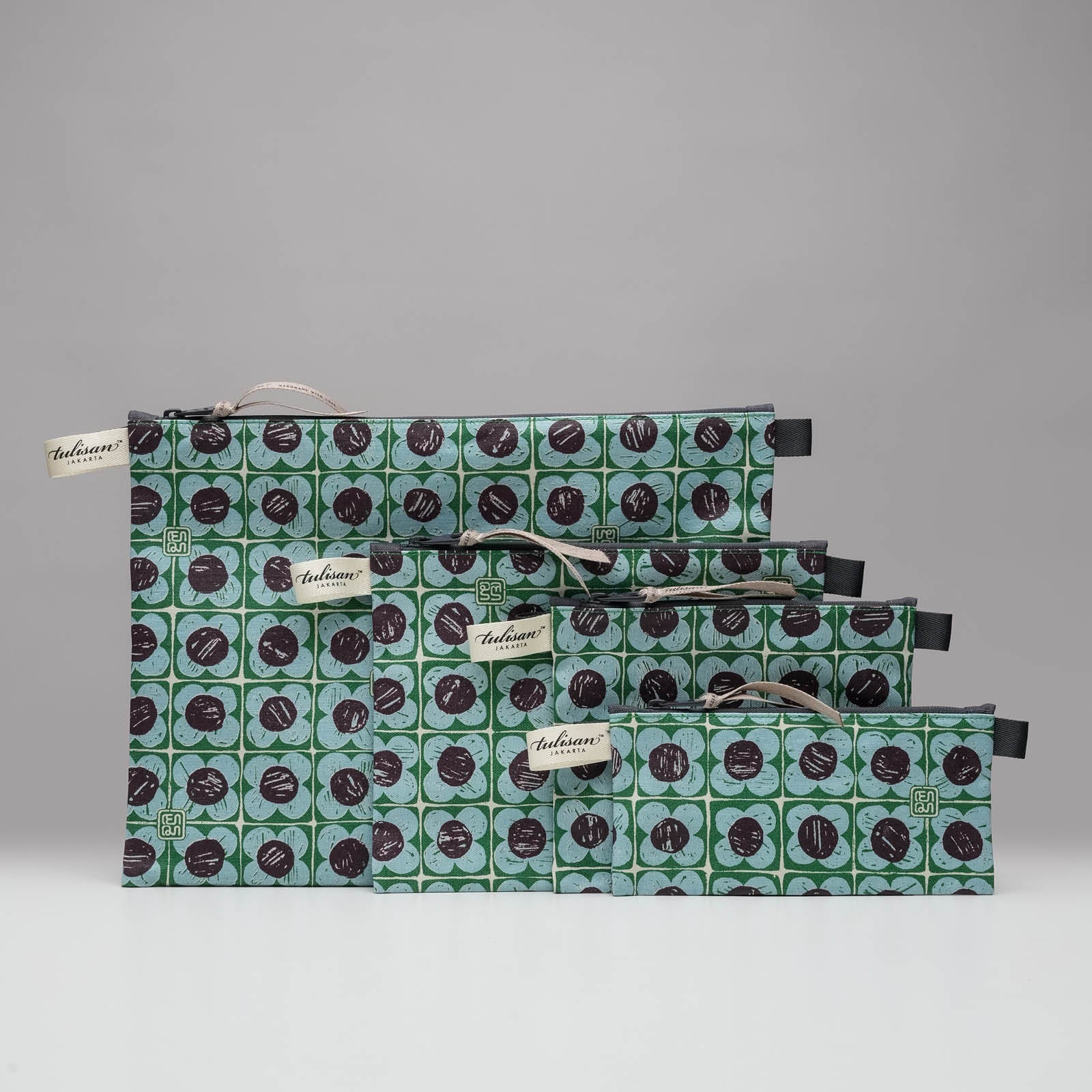 Bungaku - Medium Pouch