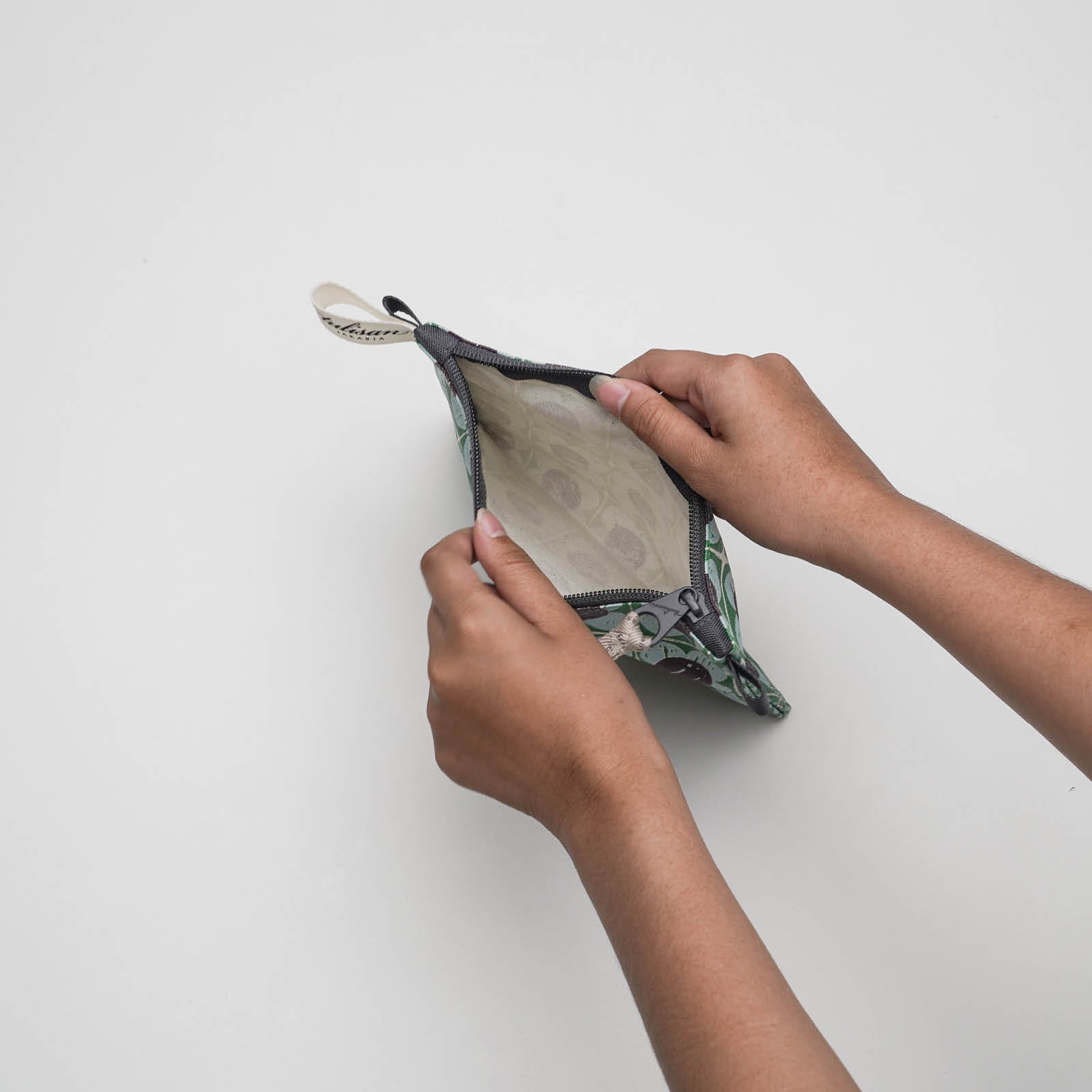 Bungaku - Small Pouch