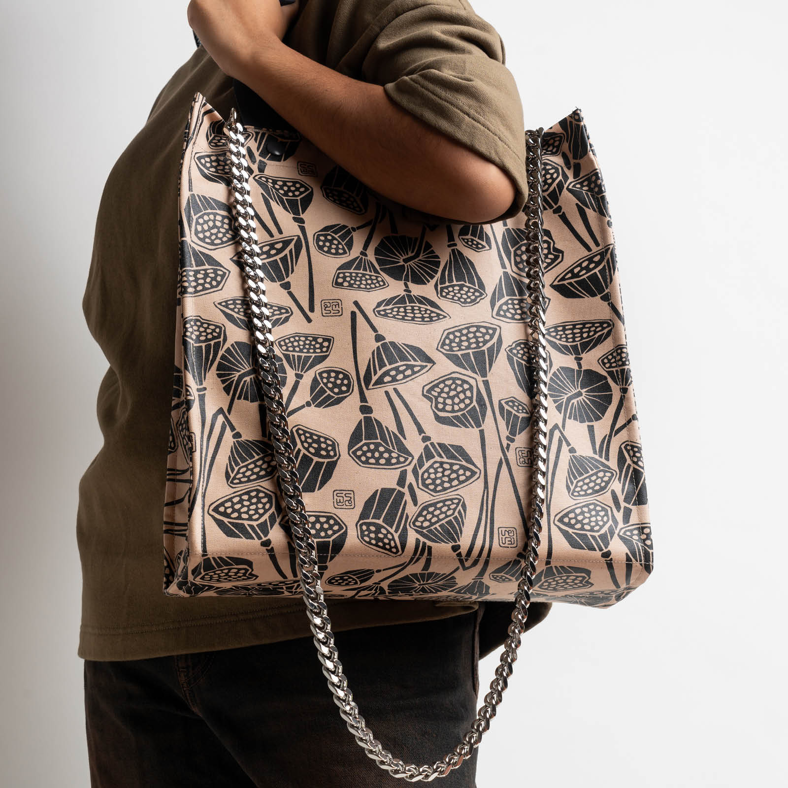 Seedpod - Curator Tote