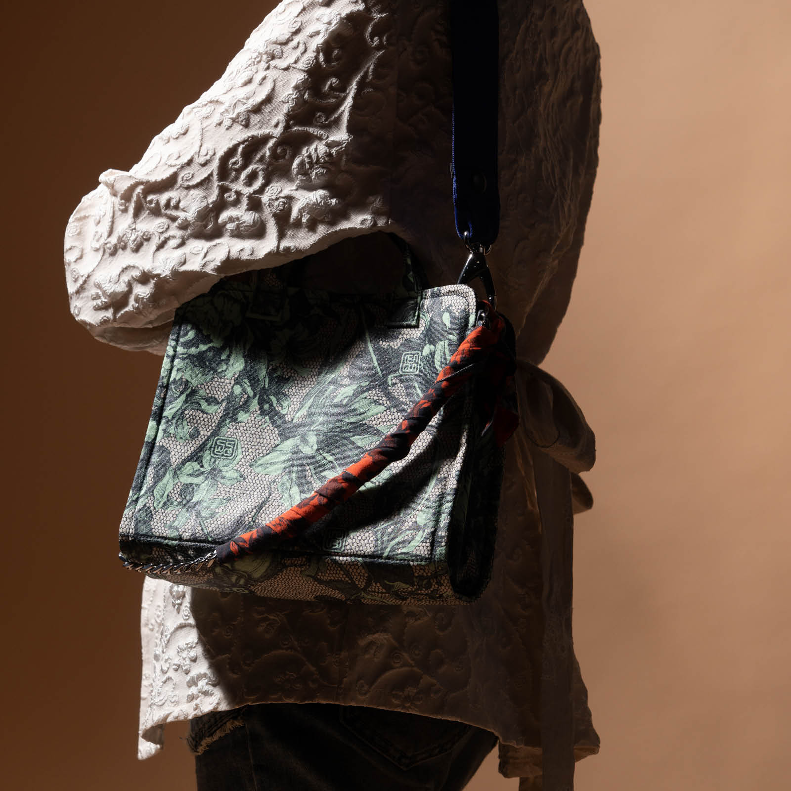 Botani Lace - Sastra Tote