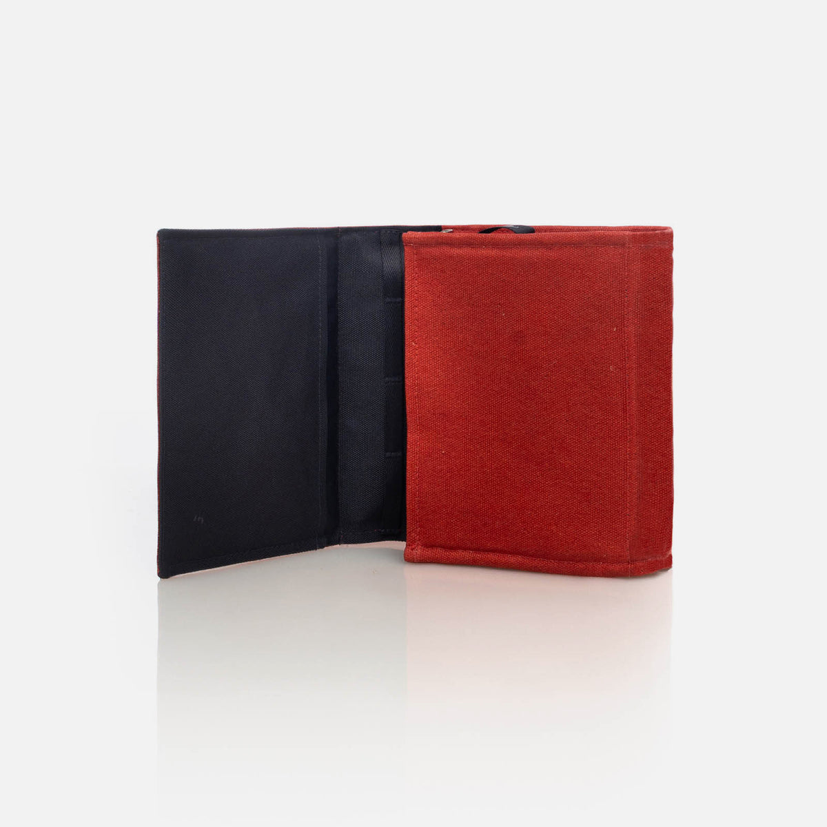 Smitten - Originals Narasi Clutch