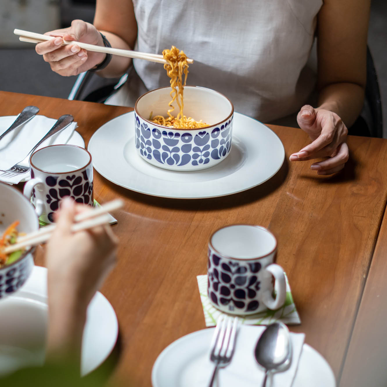 Titik Koma 0901 - Porcelain Bowls