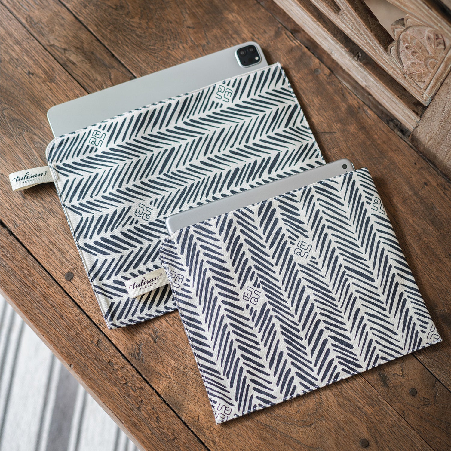 Tulang Ikan - Large Tablet Pouch