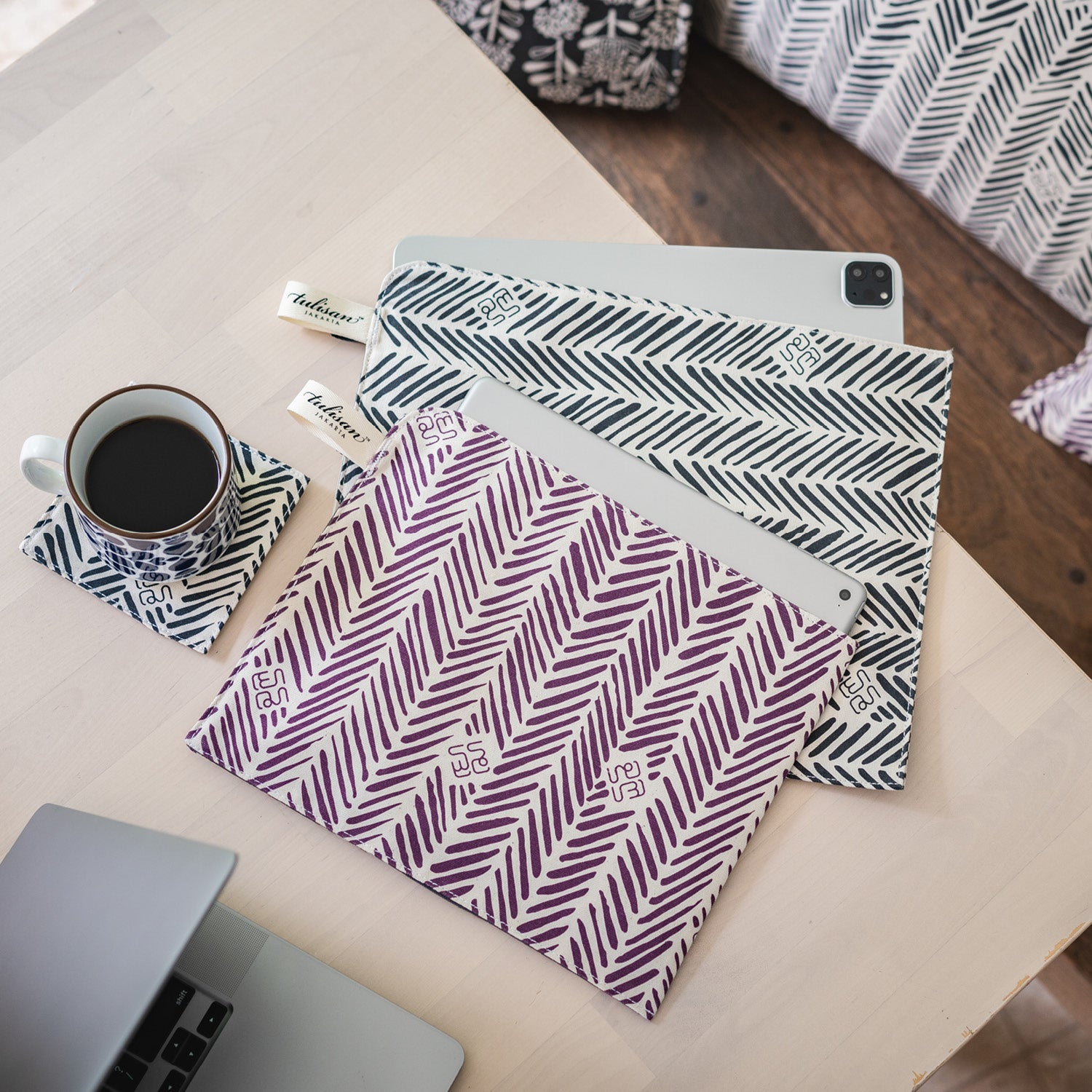 Tulang Ikan - Large Tablet Pouch