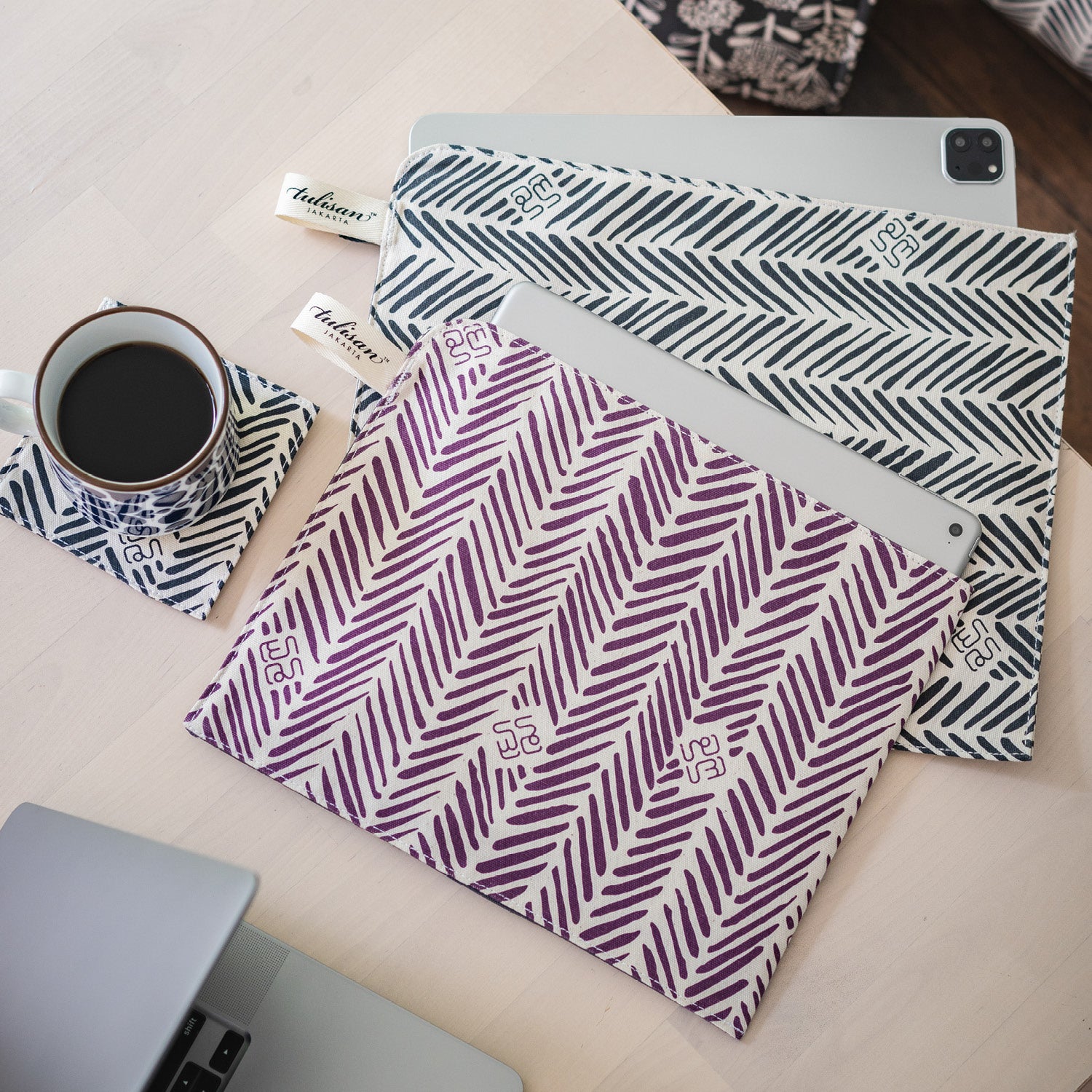 Tulang Ikan - Large Tablet Pouch