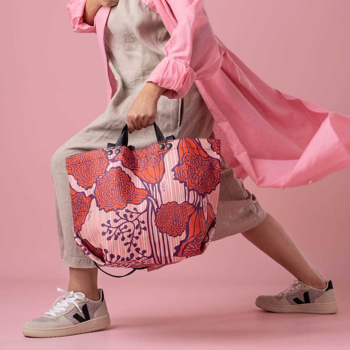 Hobo Tote { X }