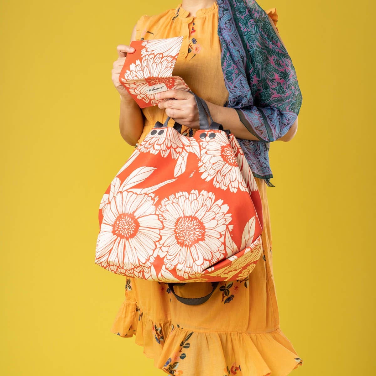 Hobo Tote { X }