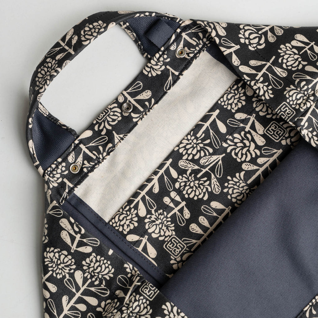 Diction Tote