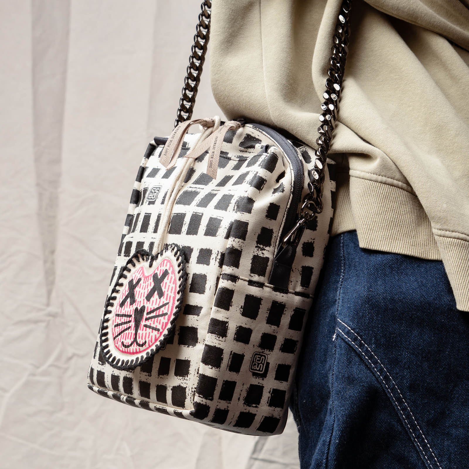 Postmo Kotak - Omni Bag