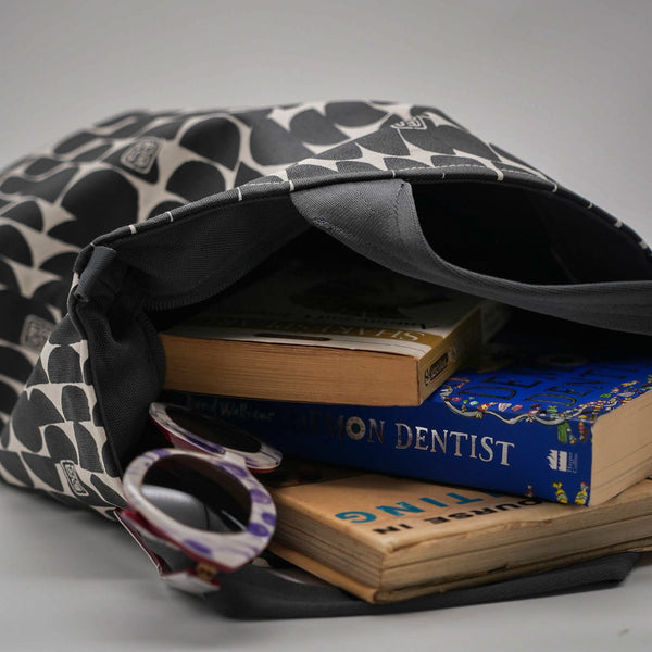 Praktika Bag { X5 } - hover