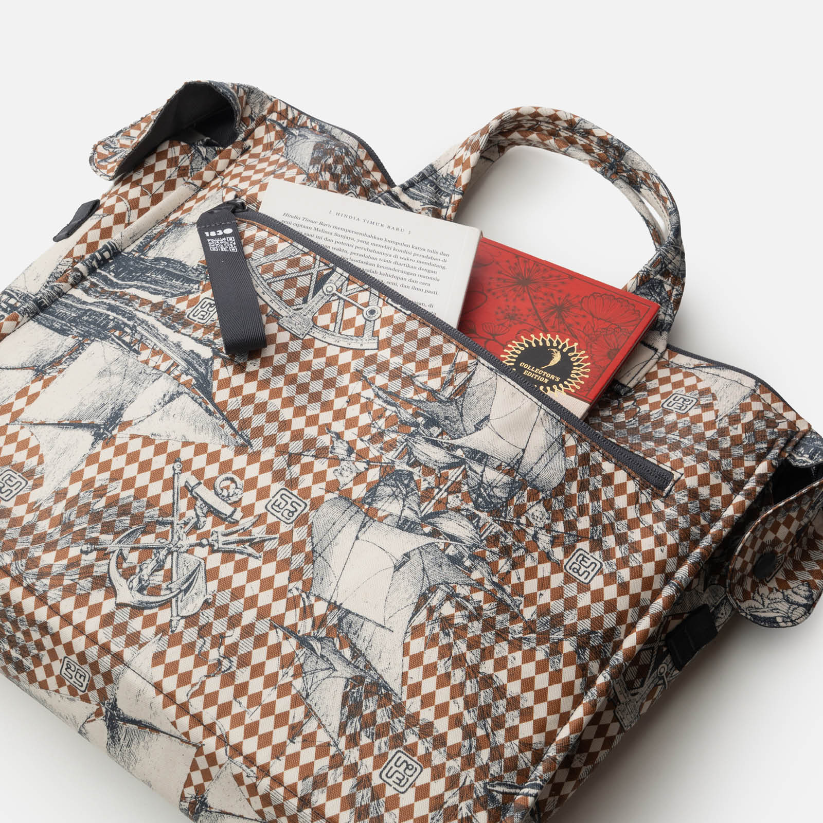 Pinisi Wajikito - Typographer Bag