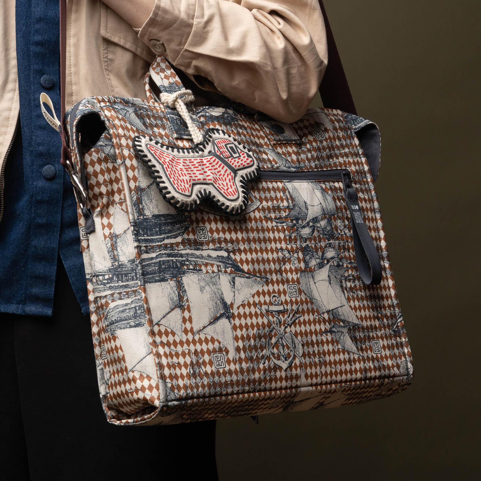 Pinisi Wajikito - Typographer Bag