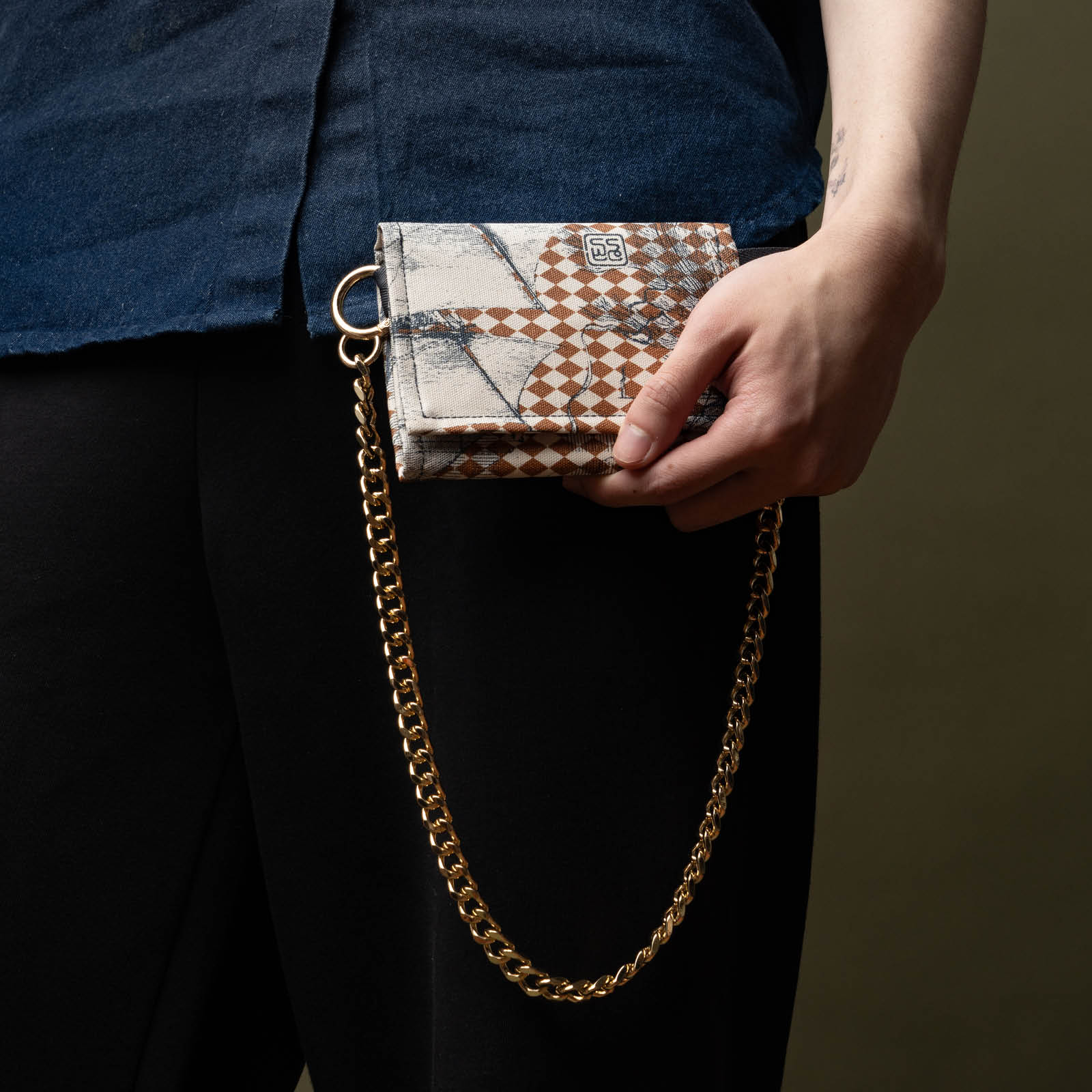 Pinisi Wajikito - Monopoly Clutch