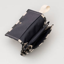 Catur - Monopoly Clutch