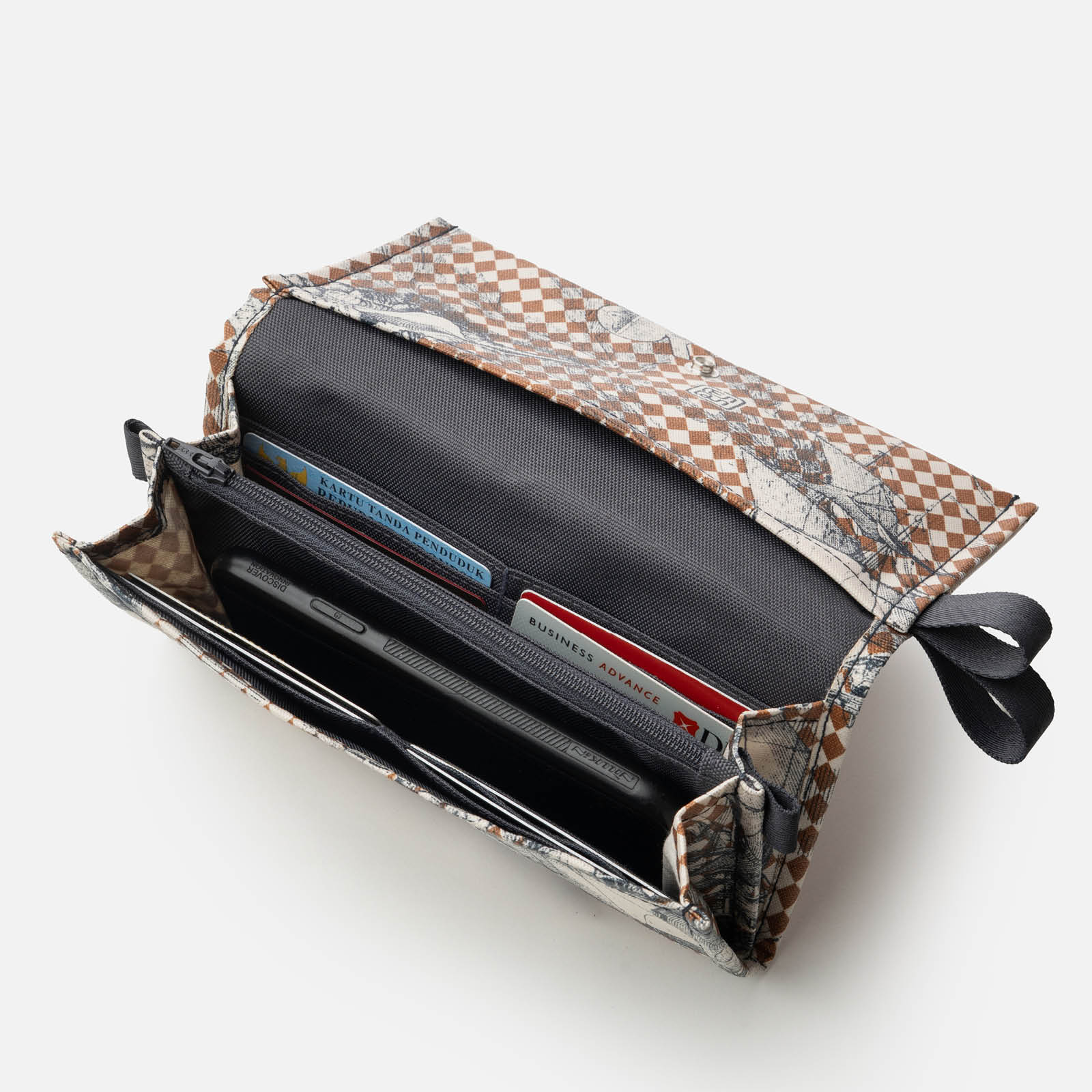 Pinisi Wajikito - Olio Clutch