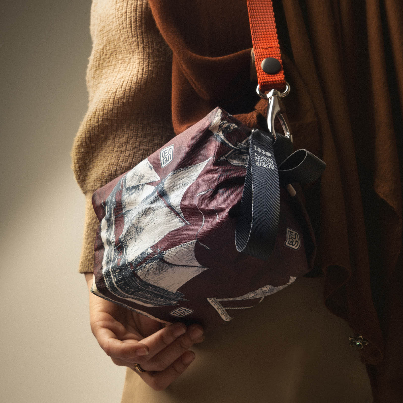Pinisi Classic - Small Cube