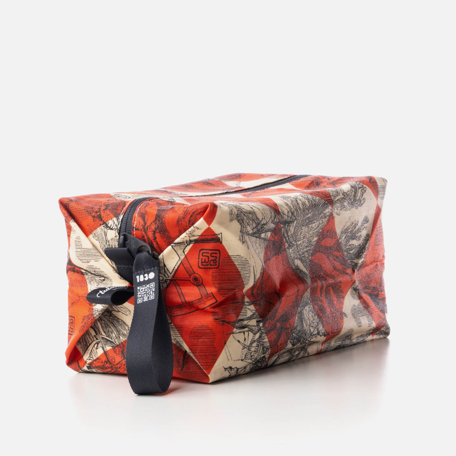 Pinisi Wajik - Medium Cube