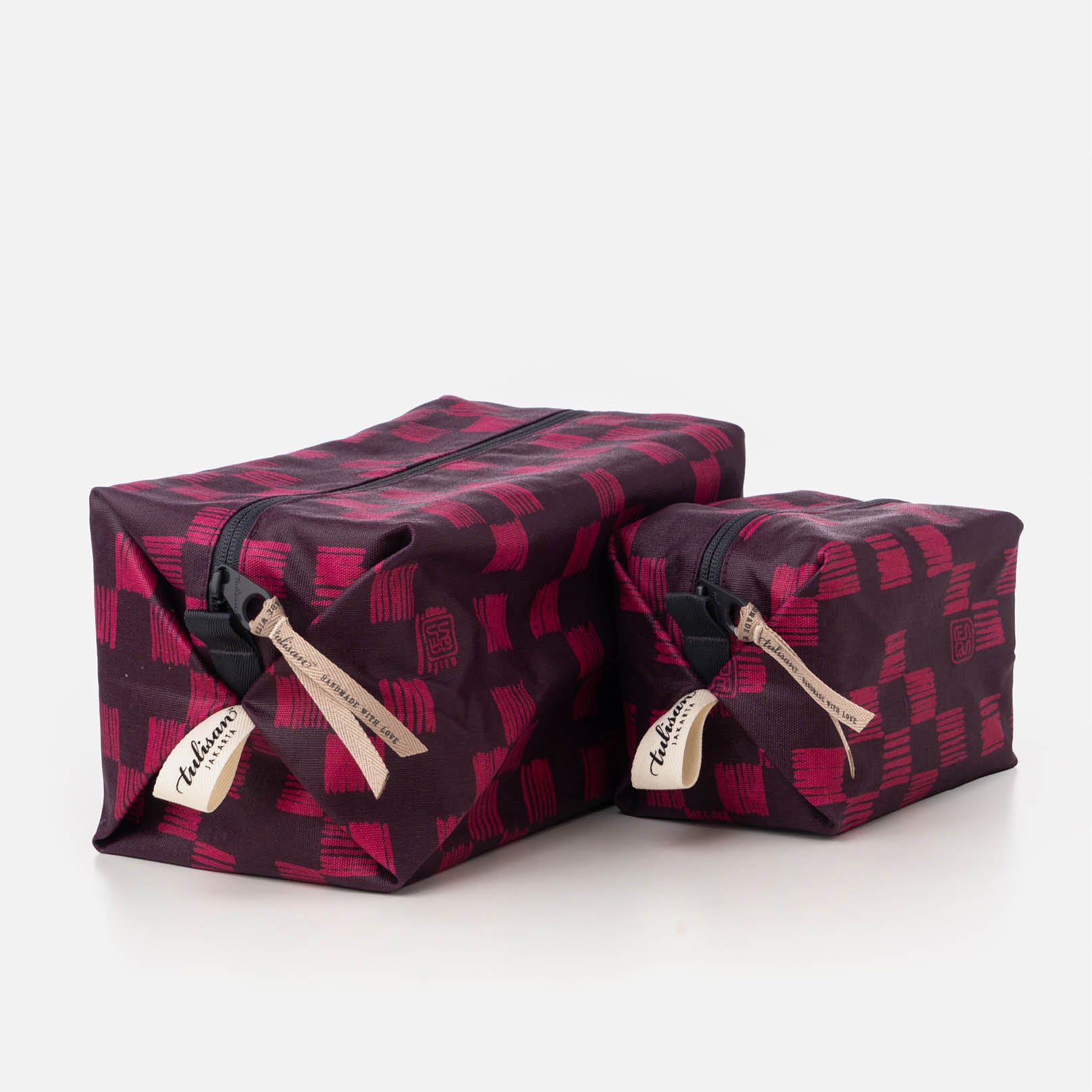 Postmo Ulos I - Medium Cube