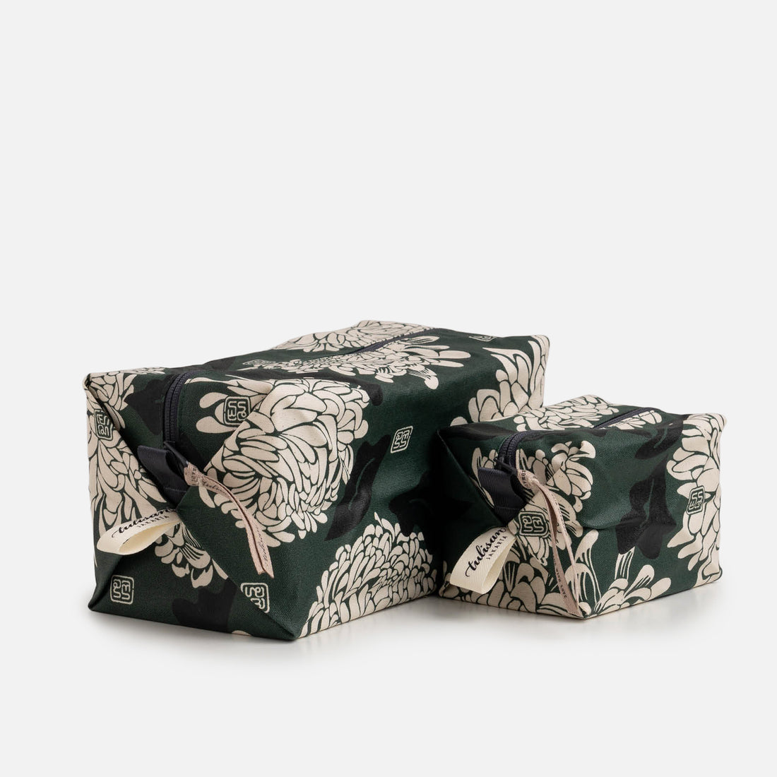 Seruni - Medium Cube