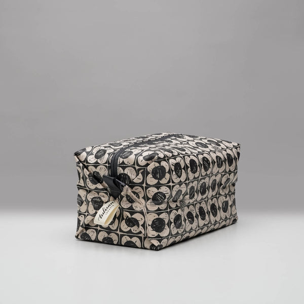Medium Cube { X5+ } - hover