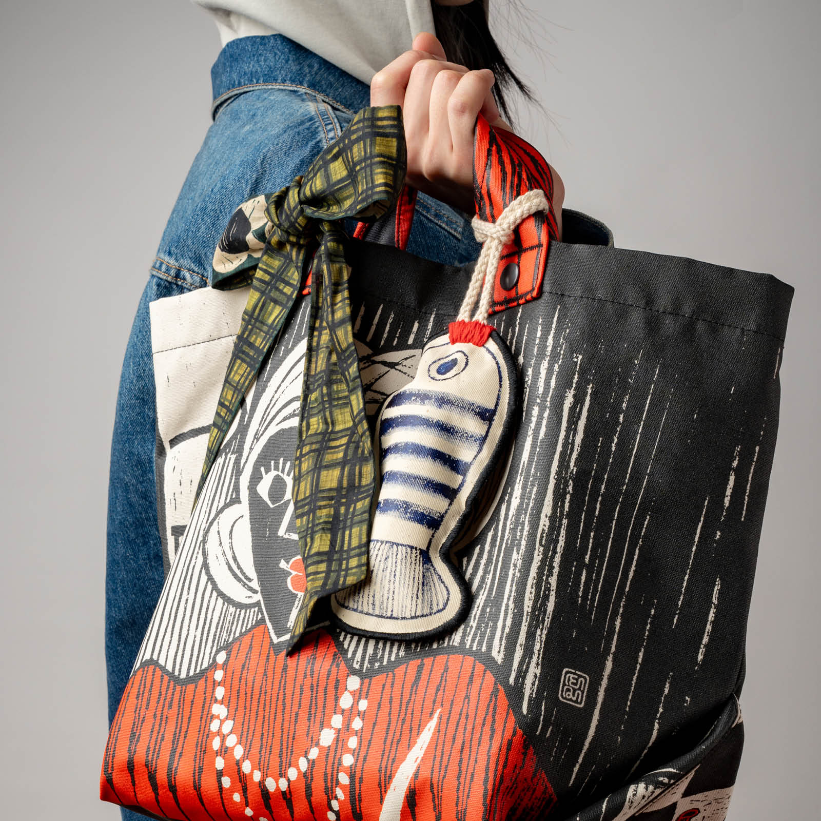Peluk Cium, Mama - Originals Diction Tote