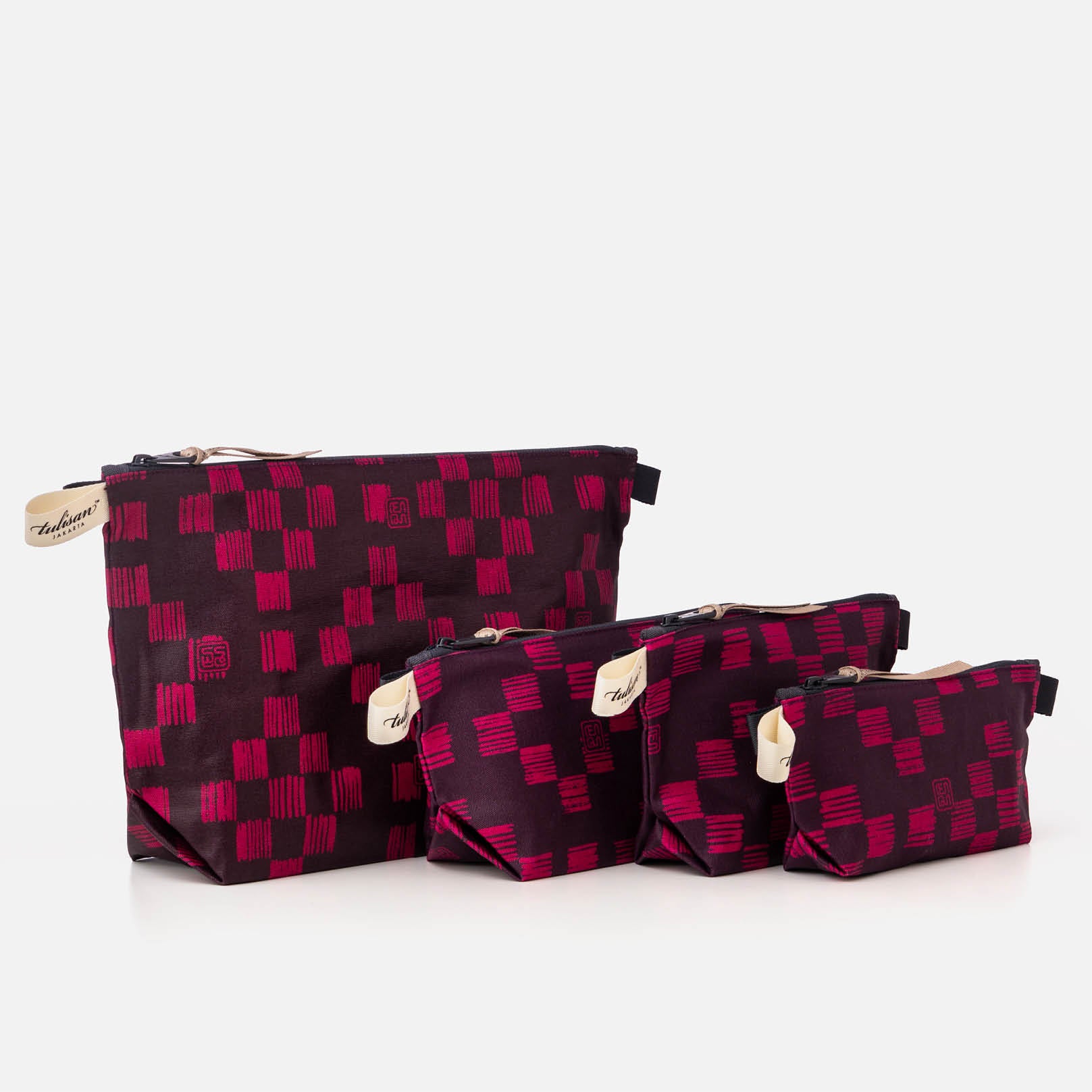 Postmo Ulos I - Petite Organizer