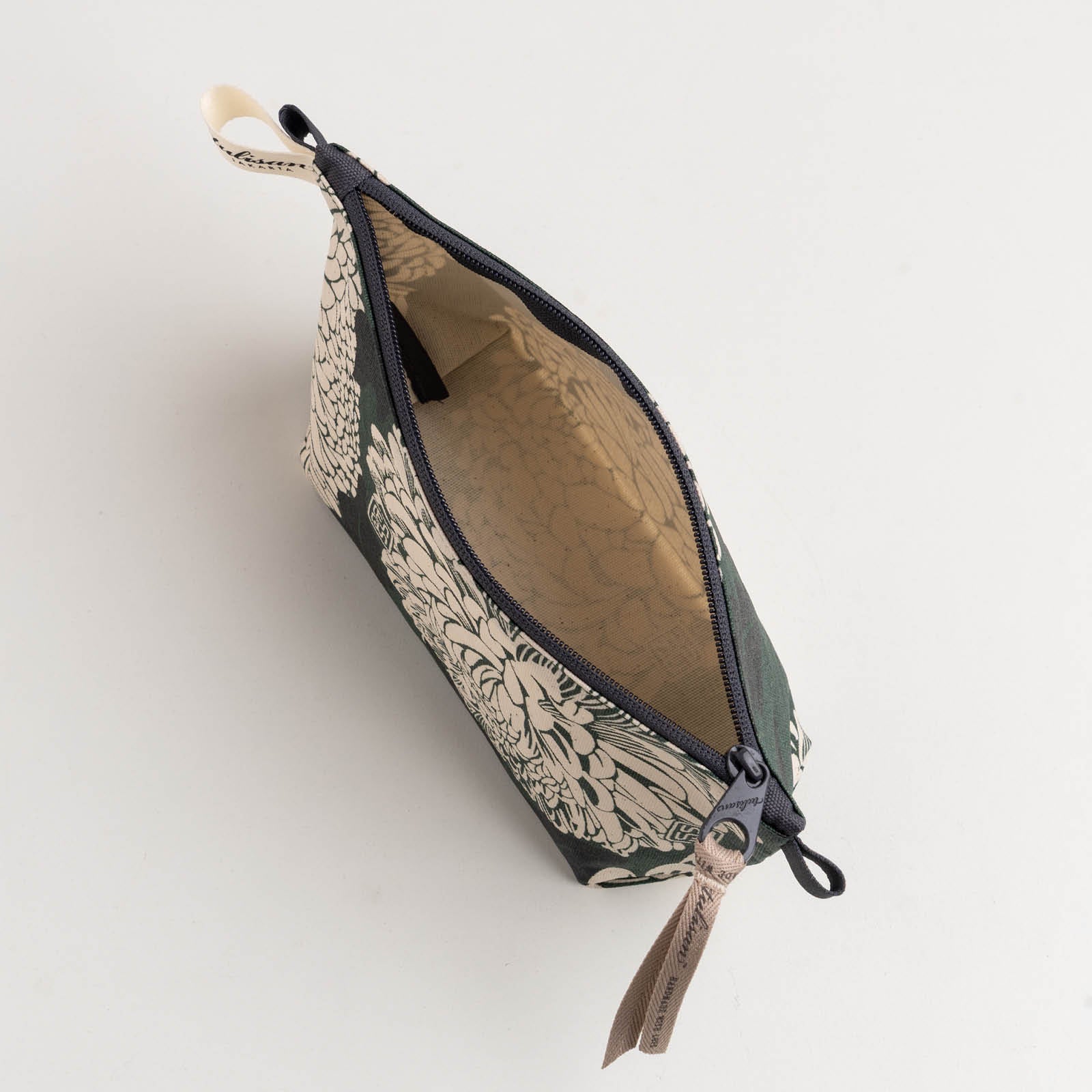 Seruni - Medium Organizer