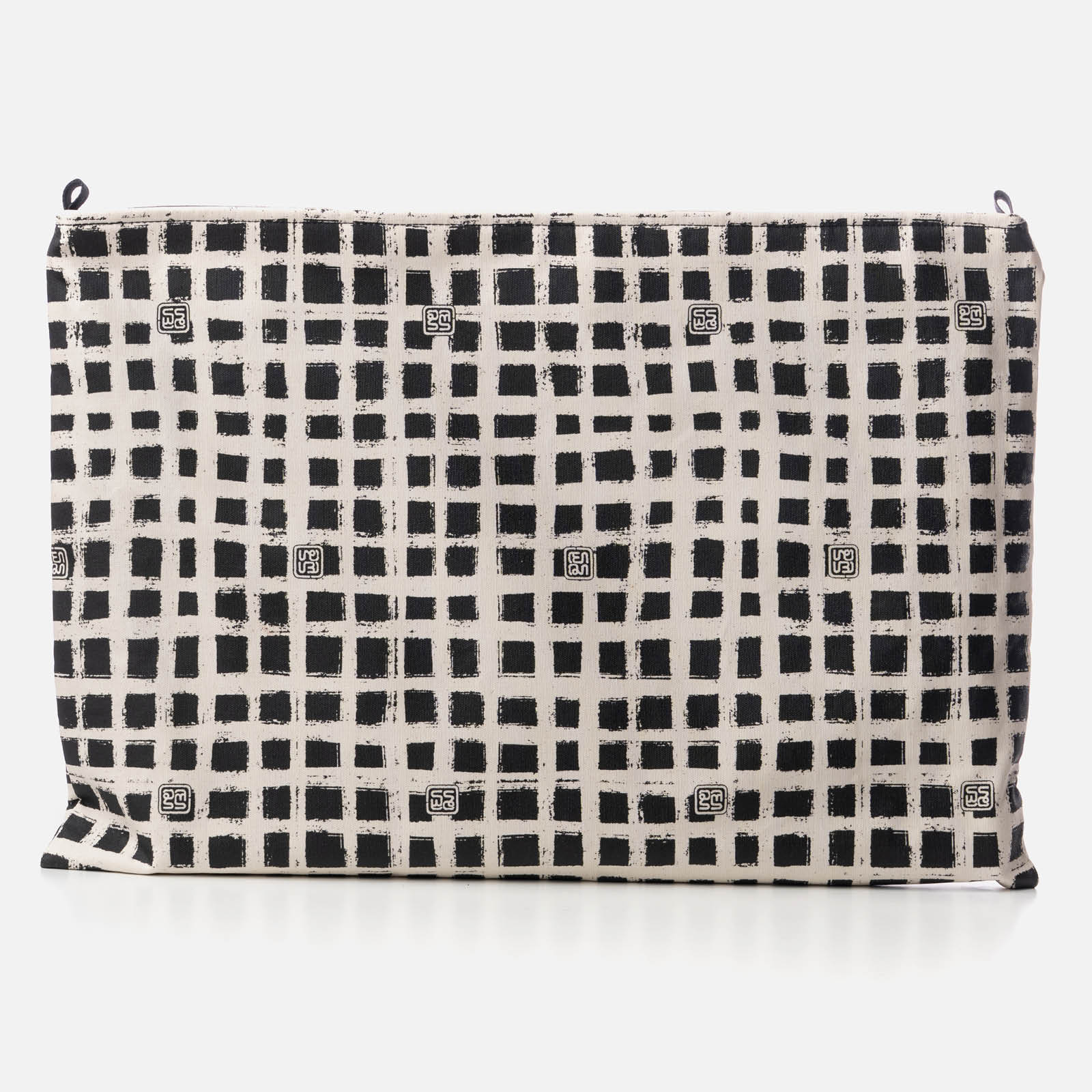 Postmo Kotak - Large Keynote Purse