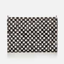 Catur - Large Keynote Purse