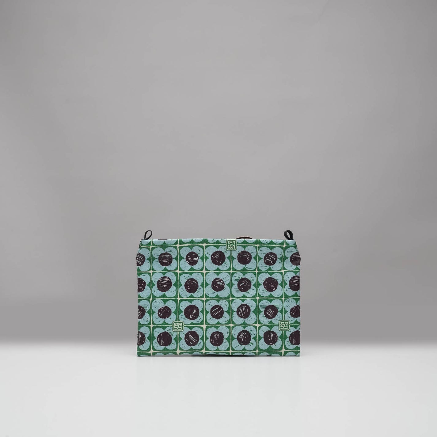 Small Keynote Purse { X5 }
