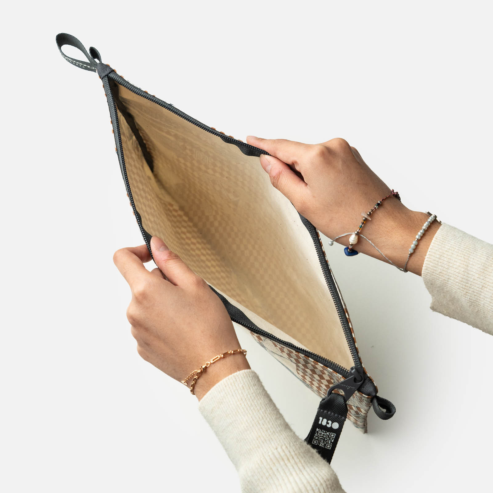 Pinisi Wajikito - Large Pouch