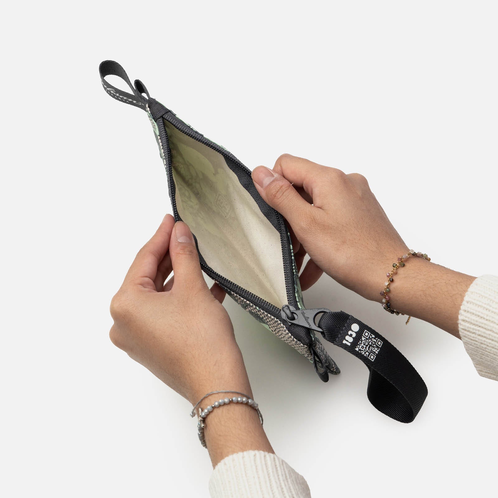 Botani Lace - Petite Pouch