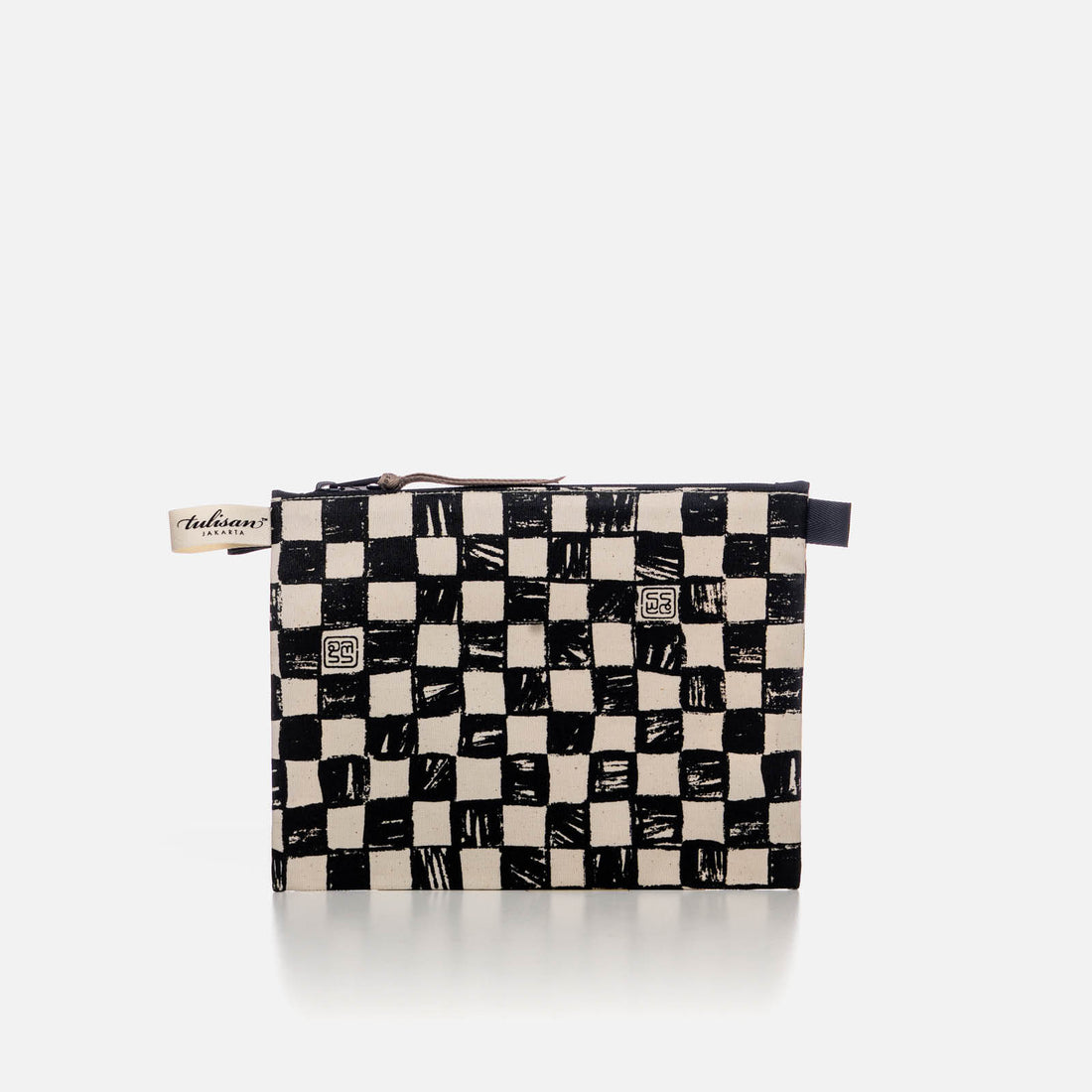 Medium Pouch { X5+ }