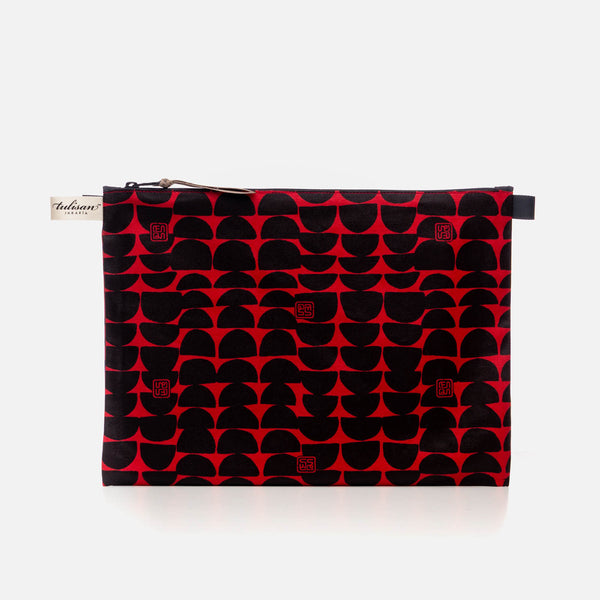 Large Pouch { X5+ }
