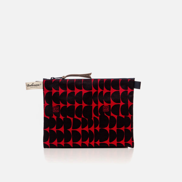 Medium Pouch { X5+ }